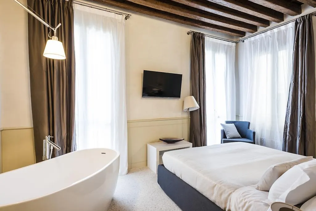 Myplace San Marco Apartments Venice 0*,