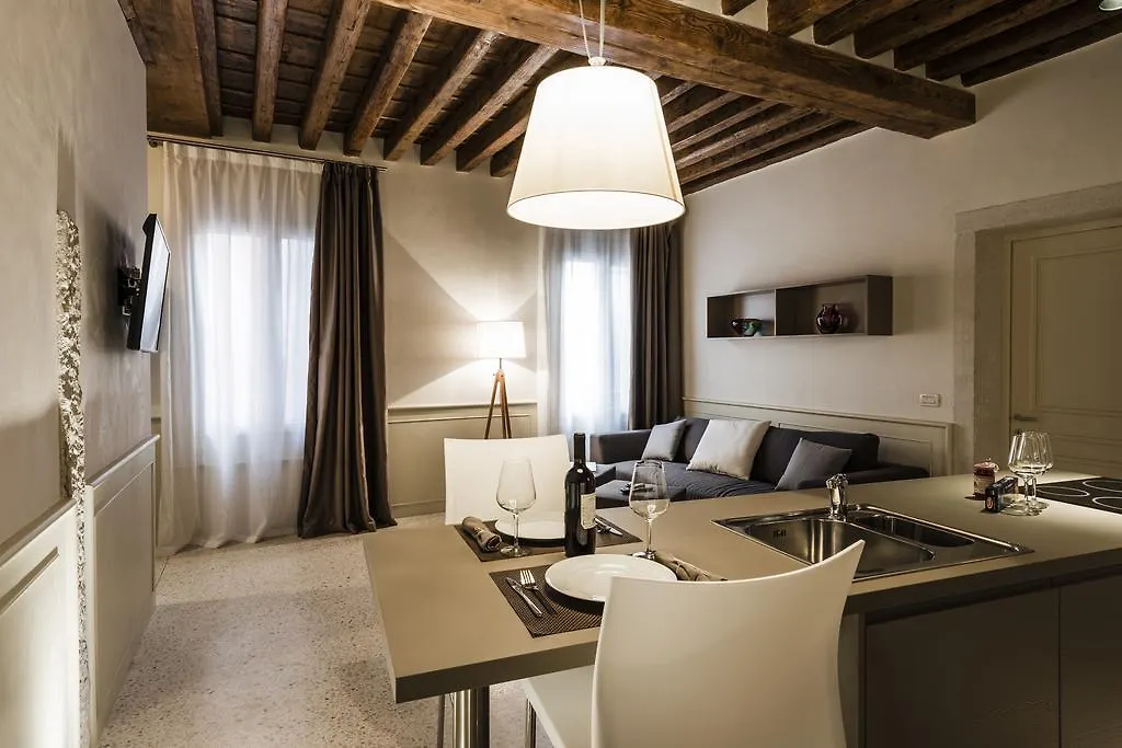 Myplace San Marco Apartments Venice 0*,