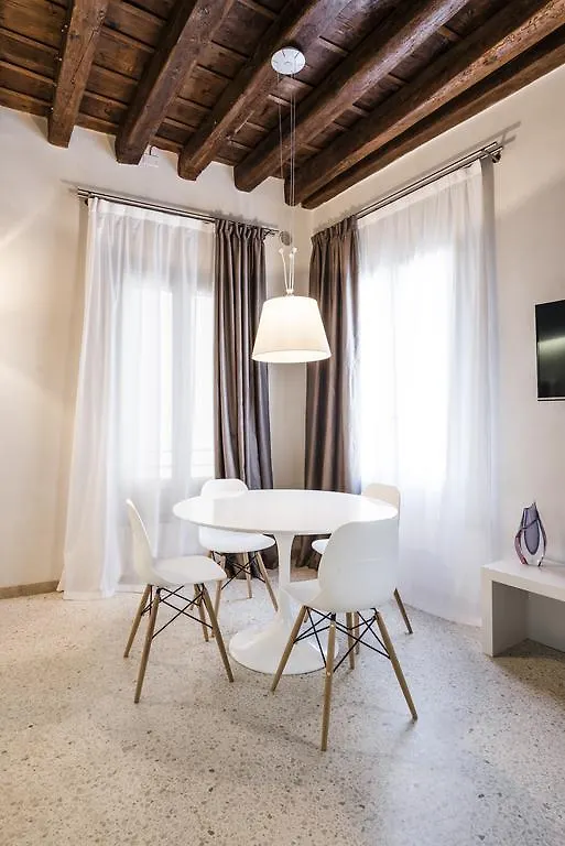 Myplace San Marco Apartments Venice